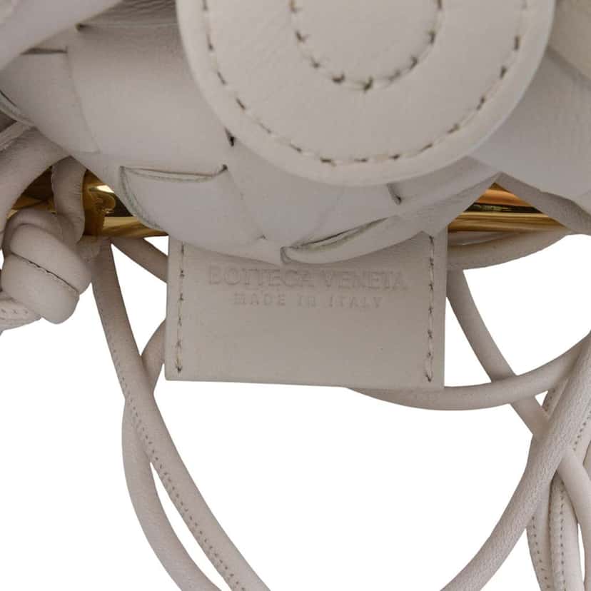 Bottega Veneta Baby Lambskin Intrecciato Sardine White Leather Good condition - Box View