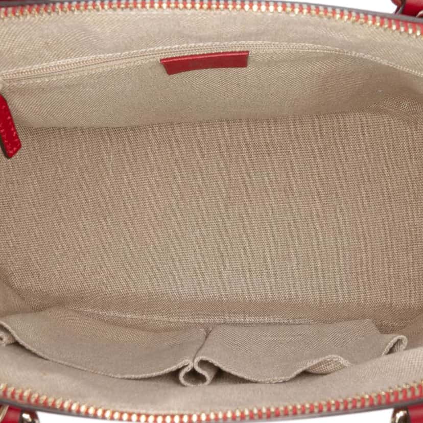 Gucci Medium Microguccissima Dome Satchel Red Leather Good condition - Model View