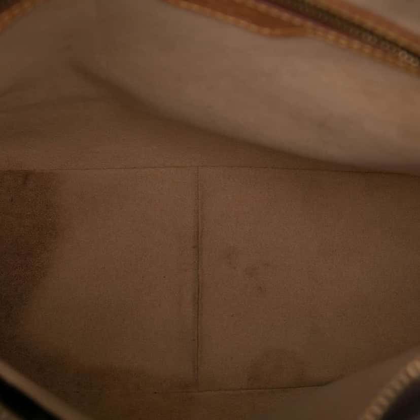 Louis Vuitton Monogram Looping GM Brown Fair condition - Model View