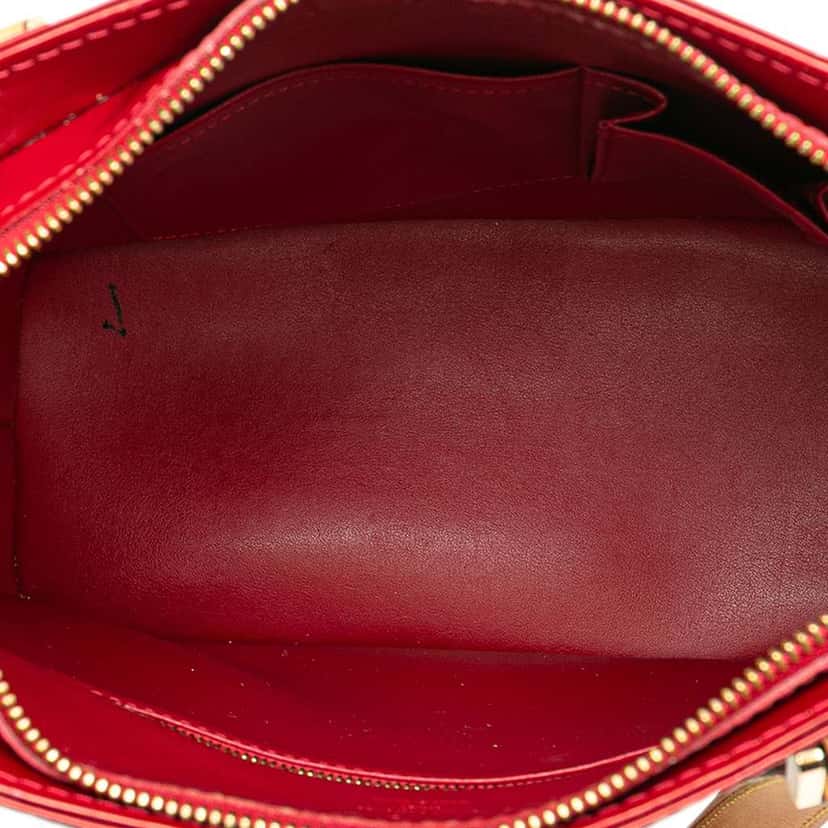 Louis Vuitton Monogram Vernis Houston Red Leather Good condition - Model View