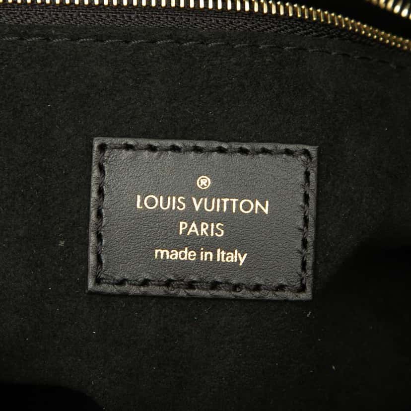 Louis Vuitton Monogram Empreinte Onthego PM Black Leather Good condition - Box View