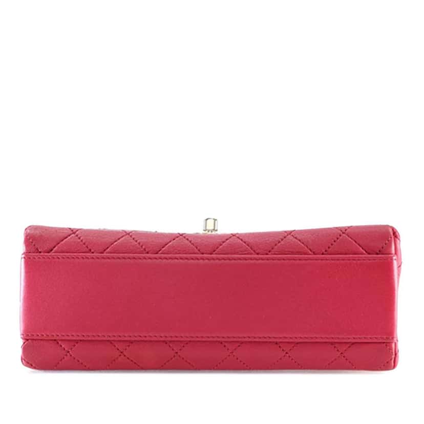 Chanel Medium Quilted Lambskin La Parisienne Flap Pink Leather Very good condition - Model View