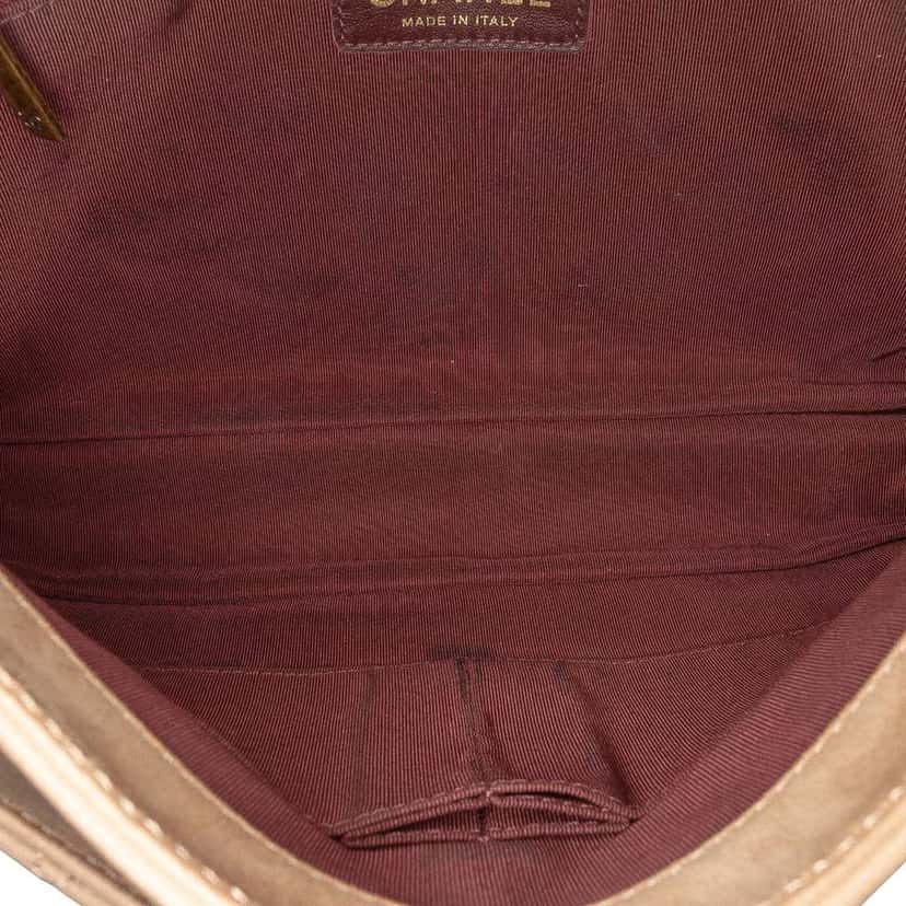 Chanel Jumbo Quilted Iridescent Calfskin Happy Stitch Flap Brown Leather Good condition - Model View