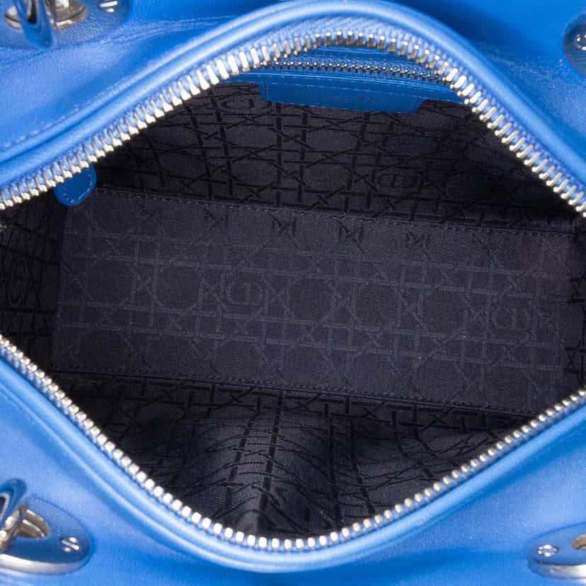 Dior Medium Lambskin Cannage Lady Dior Blue Leather Good condition - Model View