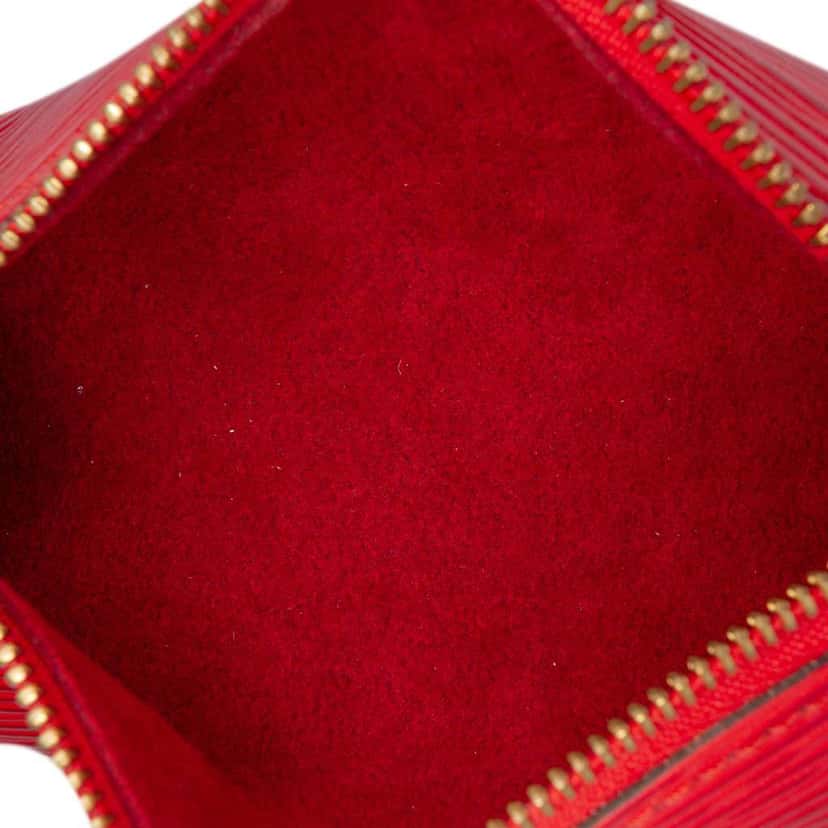 Louis Vuitton Epi Pochette Papillon Red Leather Good condition - Model View