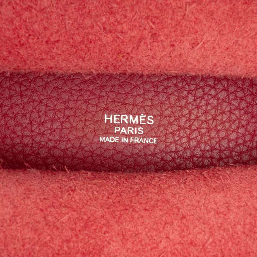 Hermès Clemence Picotin Lock 18 Red Leather Good condition - Box View