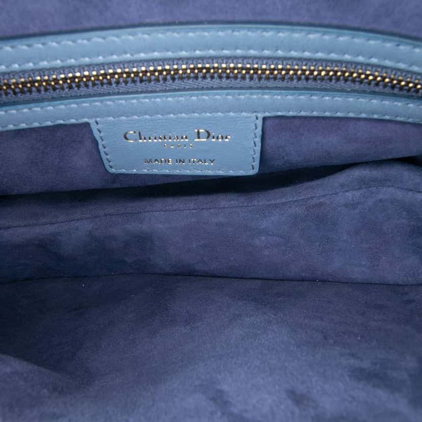 Dior Gradient Calfskin Saddle Bag Blue Leather Good condition - Model View