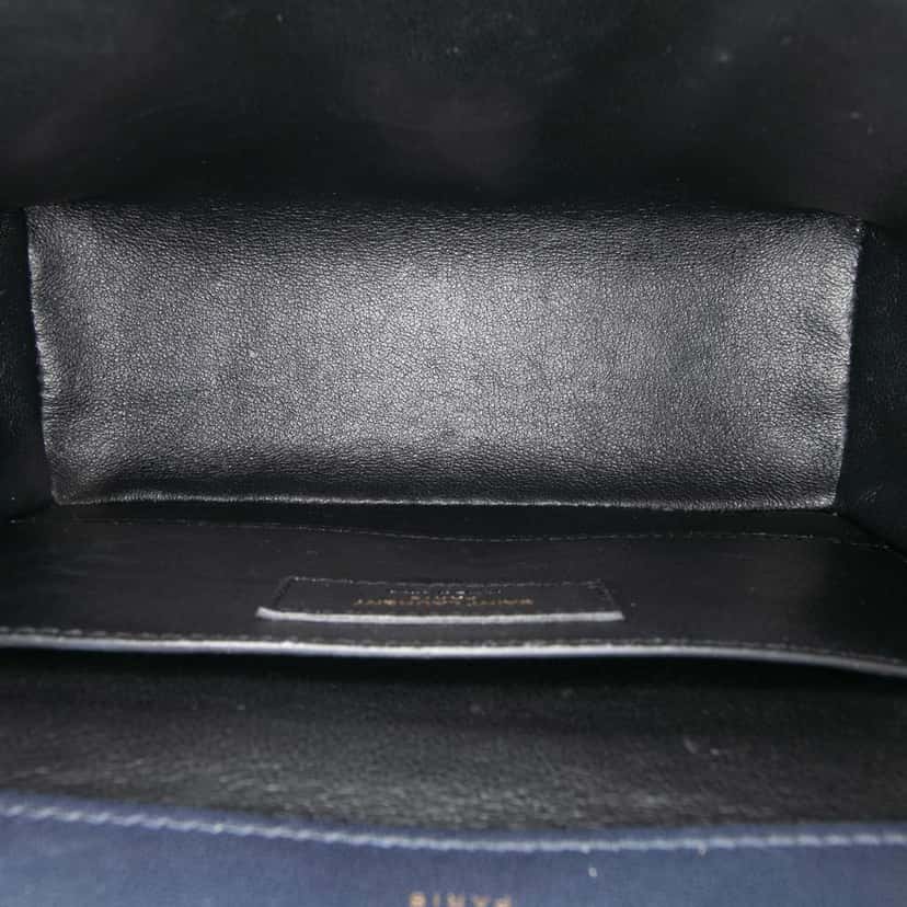 Saint Laurent Medium Lambskin Monogram Vicky Chain Bag Blue Leather Very good condition - Model View