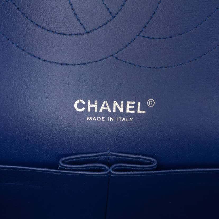 Chanel Jumbo Classic Patent Double Flap Blue Leather Good condition - Box View