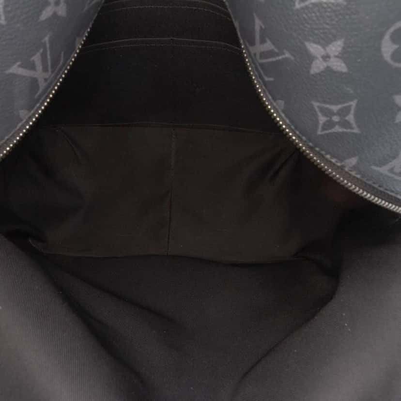Louis Vuitton Monogram Eclipse Discovery Black Good condition - Model View