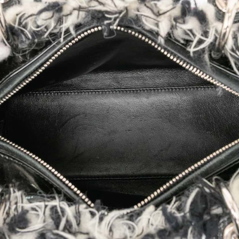 Dior Medium Tweed Cannage Fringe Lady Dior Black Tweed Good condition - Model View