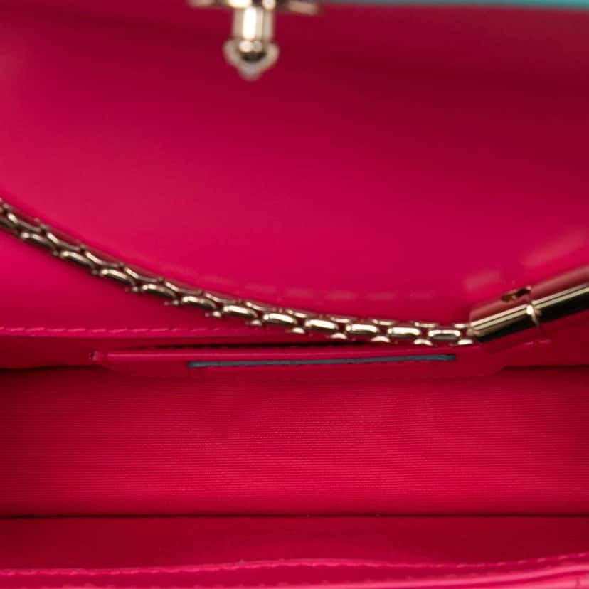 Bvlgari Small Leather Square Serpenti Forever Chain Crossbody Pink Leather Good condition - Model View