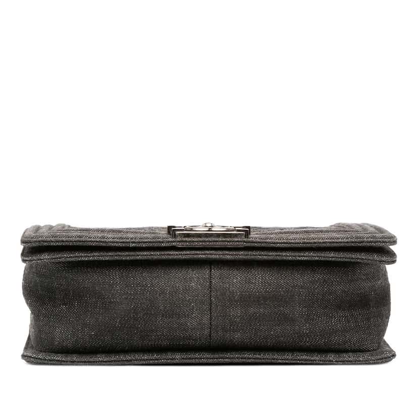Chanel Old Medium Quilted Denim Boy Flap Grey Denim Good condition - Inside View