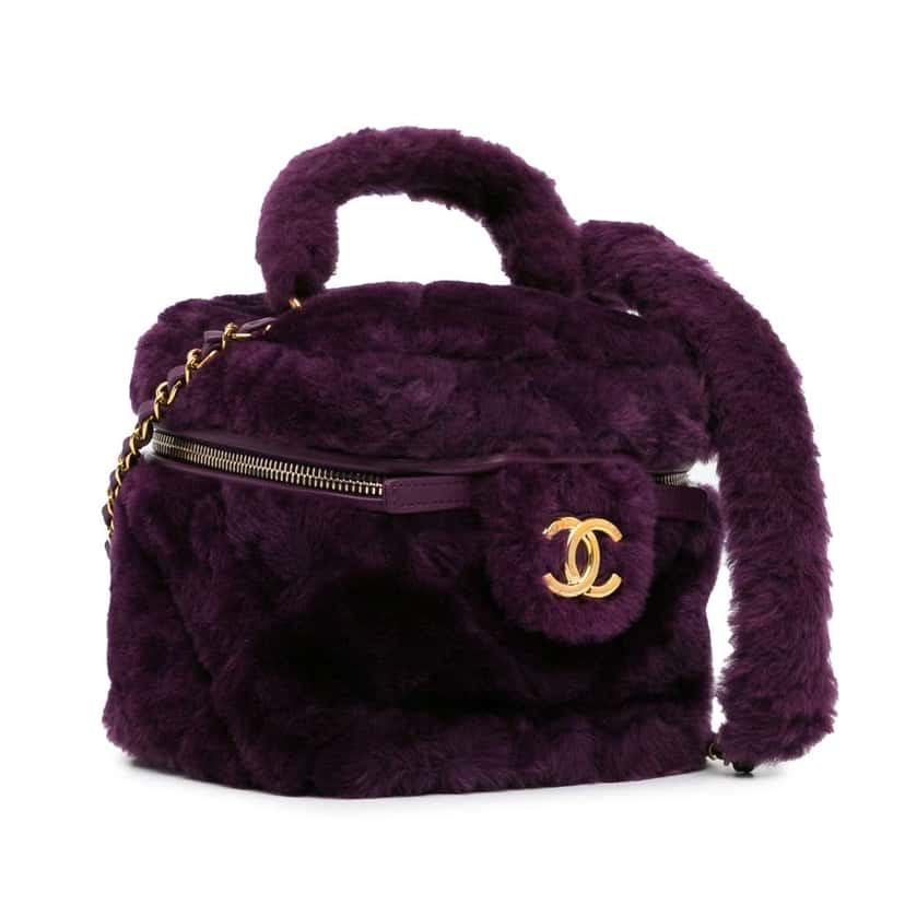 Chanel Small Quilted Shearling Vanity Case Purple Very good condition - Back View
