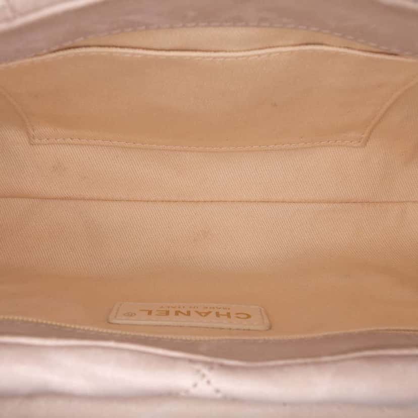 Chanel Small Aged Calfskin Chic Quilt Flap Brown Leather Good condition - Model View