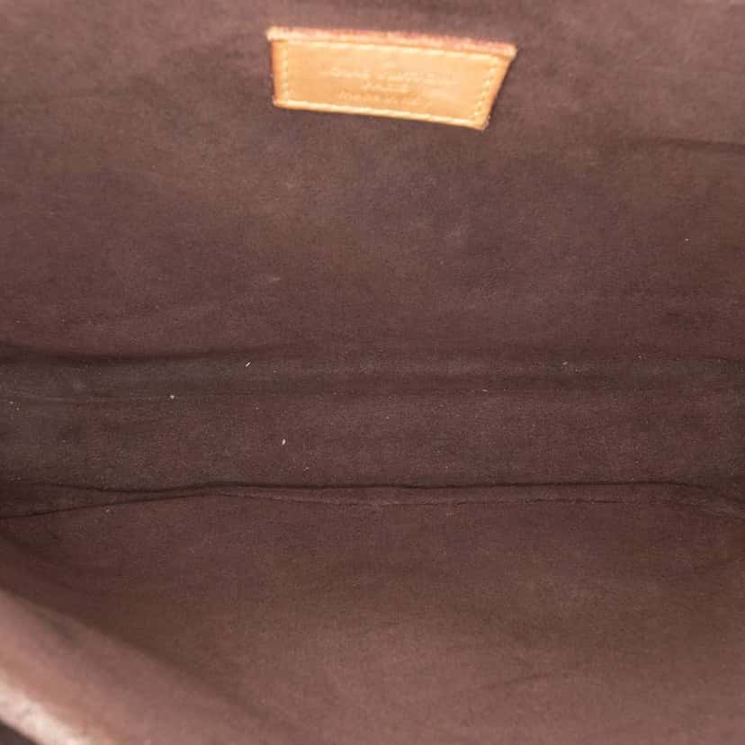 Louis Vuitton Monogram Pochette Metis Brown Good condition - Model View