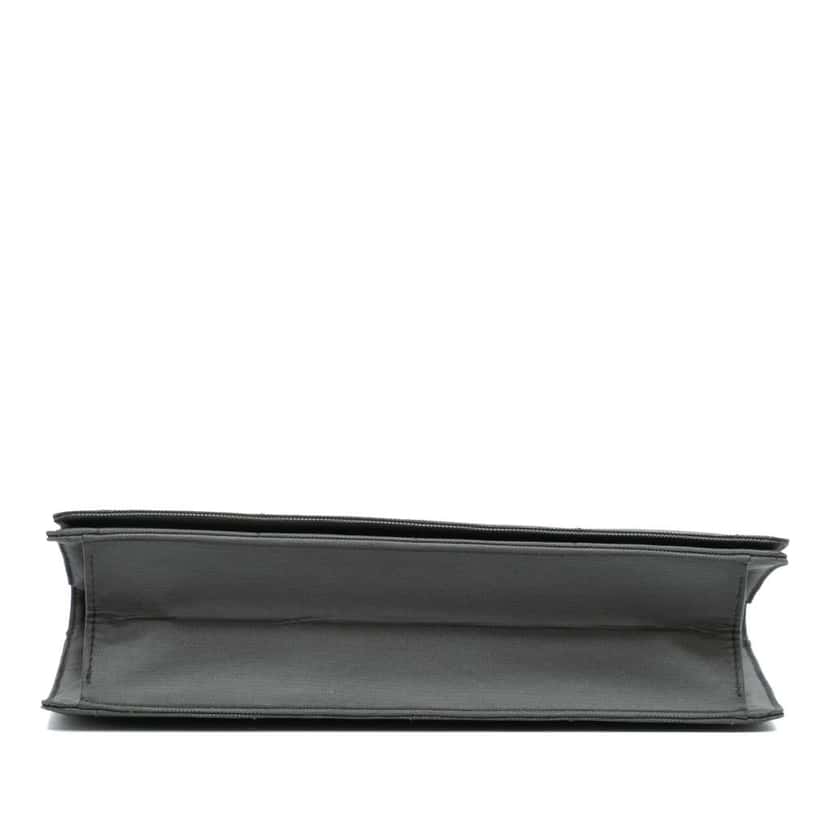 Chanel Chocolate Bar Nylon Convertible Clutch Grey Good condition - Inside View