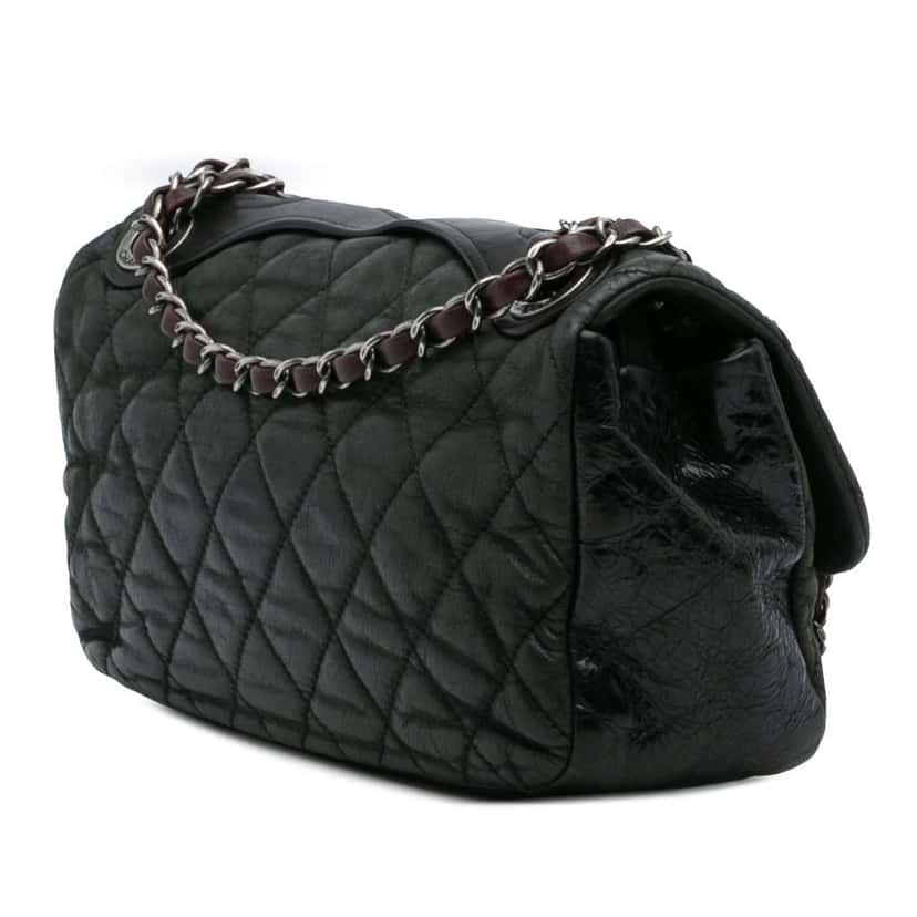 Chanel Medium Iridescent Calfskin In The Mix Flap Green Leather Good condition - Back View