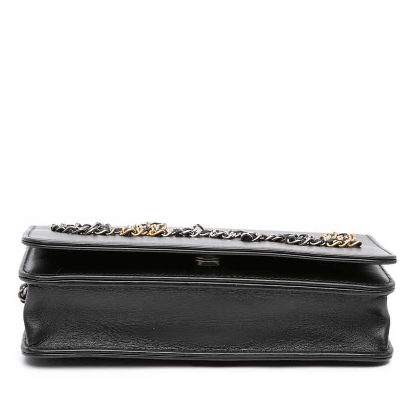 Chanel Calfskin Chain 20s Signe Wallet on Chain Black Leather Good condition - Inside View
