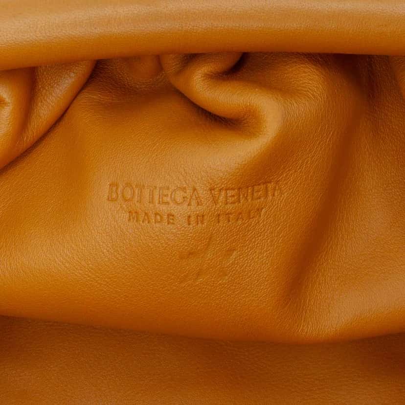 Bottega Veneta Lambskin The Mini Pouch Crossbody Brown Leather Very good condition - Box View