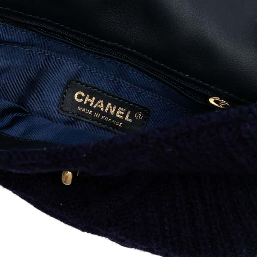 Chanel Small Paris Hamburg Cable Knit Flap Blue Wool Good condition - Box View