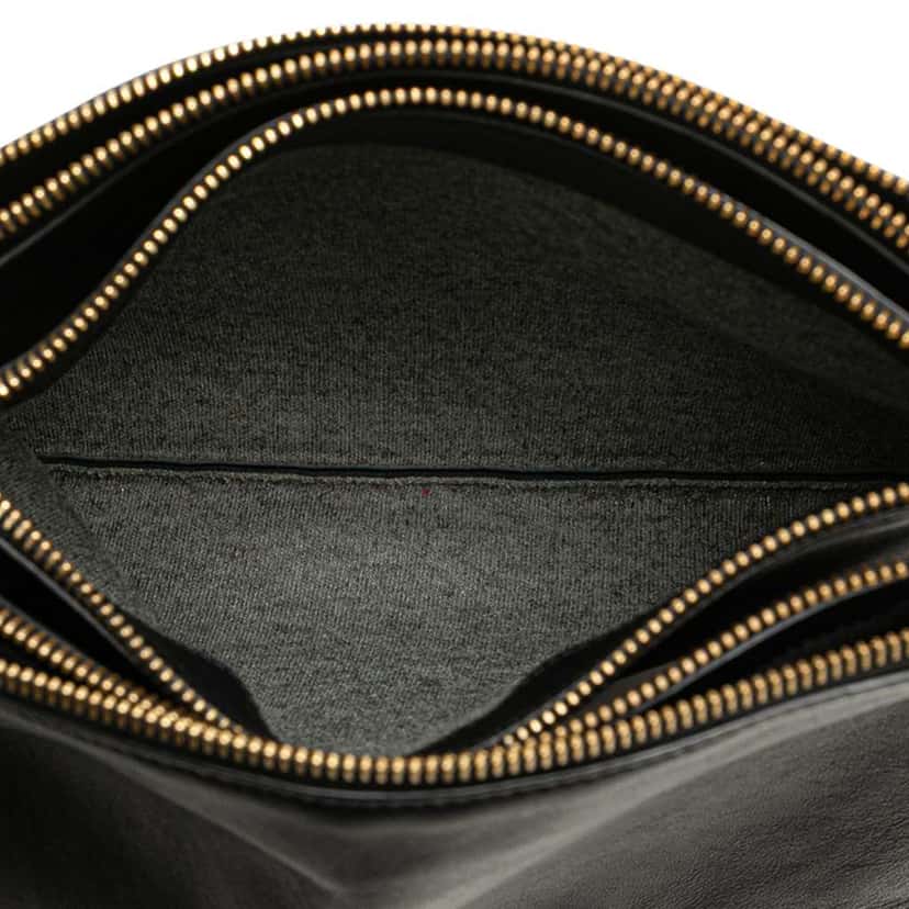 Celine Large Lambskin Trio Crossbody Black Leather Good condition - Model View