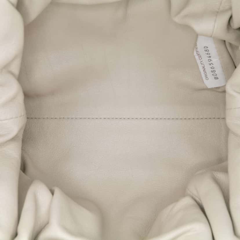 Bottega Veneta Lambskin The Mini Pouch Crossbody White Leather Good condition - Model View