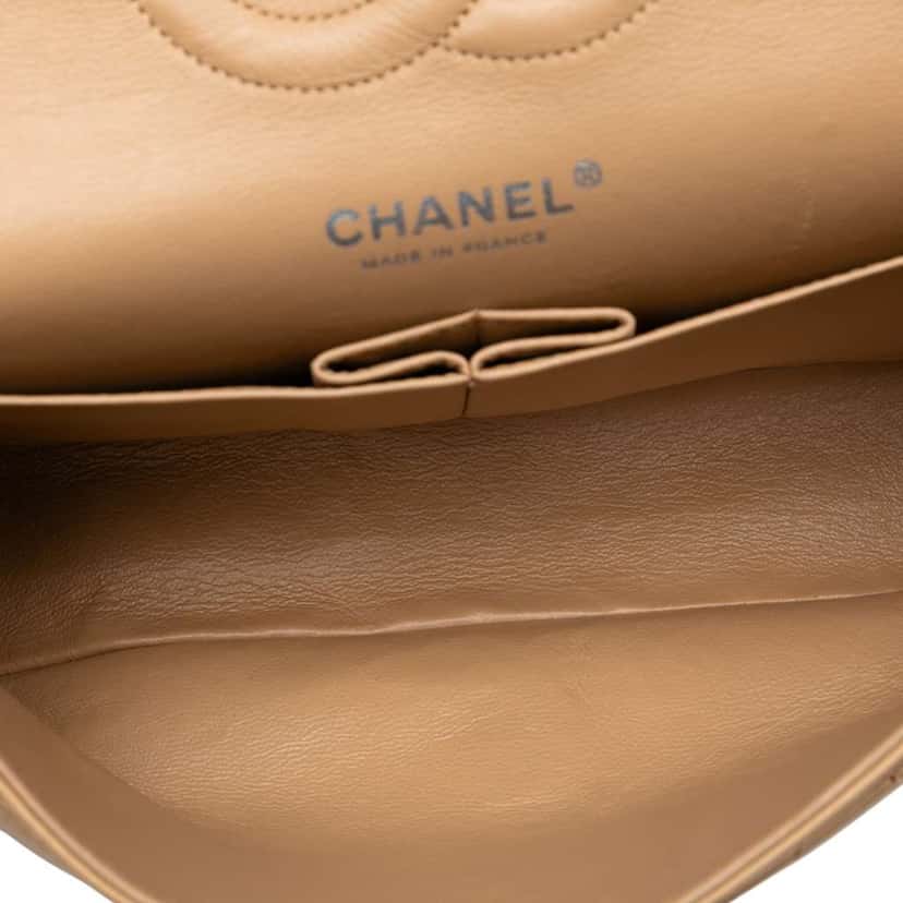 Chanel Medium Classic Lambskin Double Flap Brown Leather Good condition - Model View