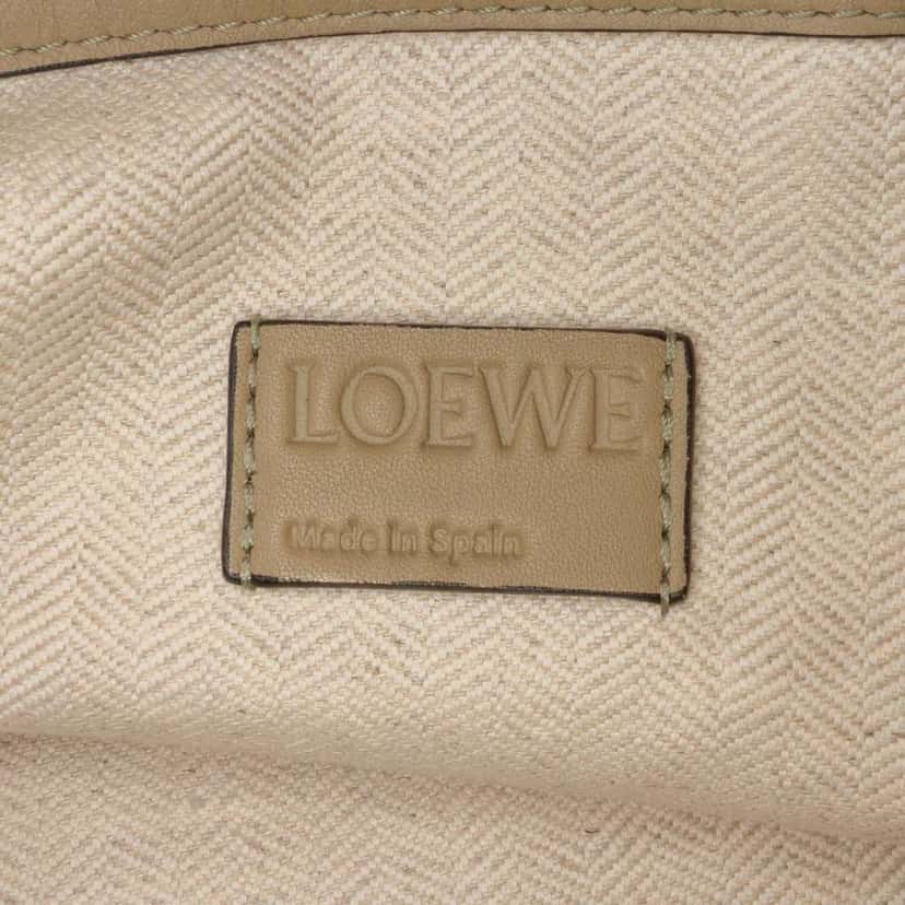 Loewe Large Calfskin Flamenco Knot Clutch Brown Leather Good condition - Box View