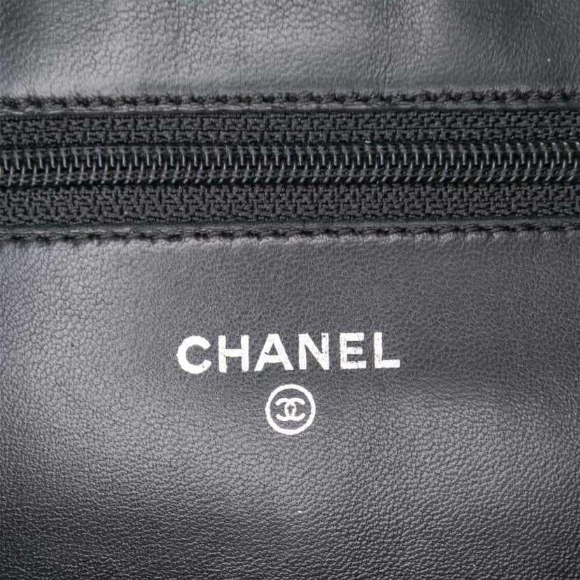 Chanel Camellia Embossed Lambskin Wallet On Chain Black Leather Very good condition - Box View