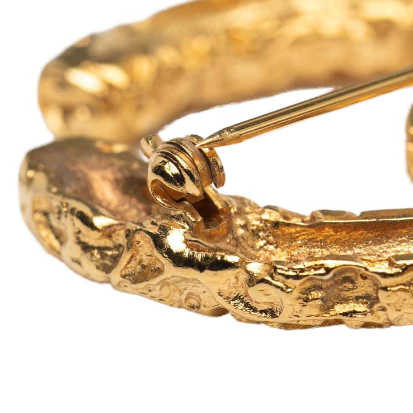 Chanel Gold Plated CC Logo Tassel Lava Fringe Brooch Gold Metal Good condition - Model View