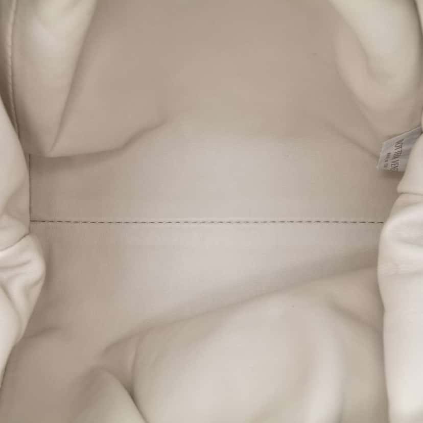 Bottega Veneta Lambskin The Mini Pouch Crossbody White Leather Good condition - Model View
