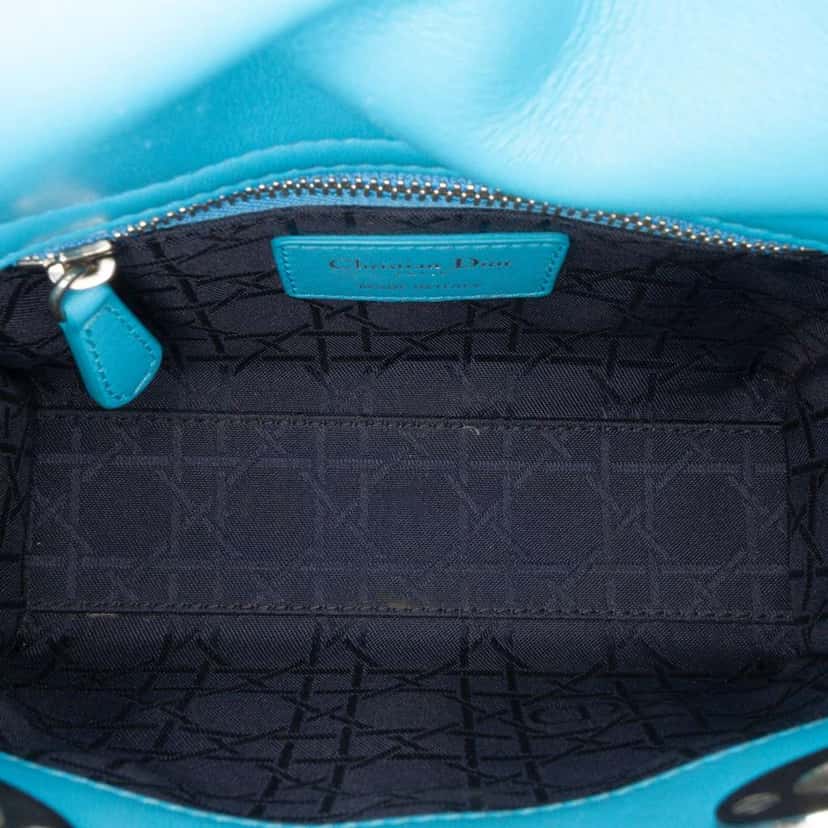 Dior Mini Lambskin Cannage Lady Dior Blue Leather Very good condition - Model View