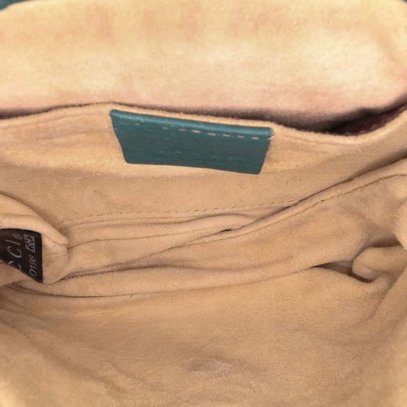Gucci Small Leather 1973 Chain Crossbody Green Leather Good condition - Model View