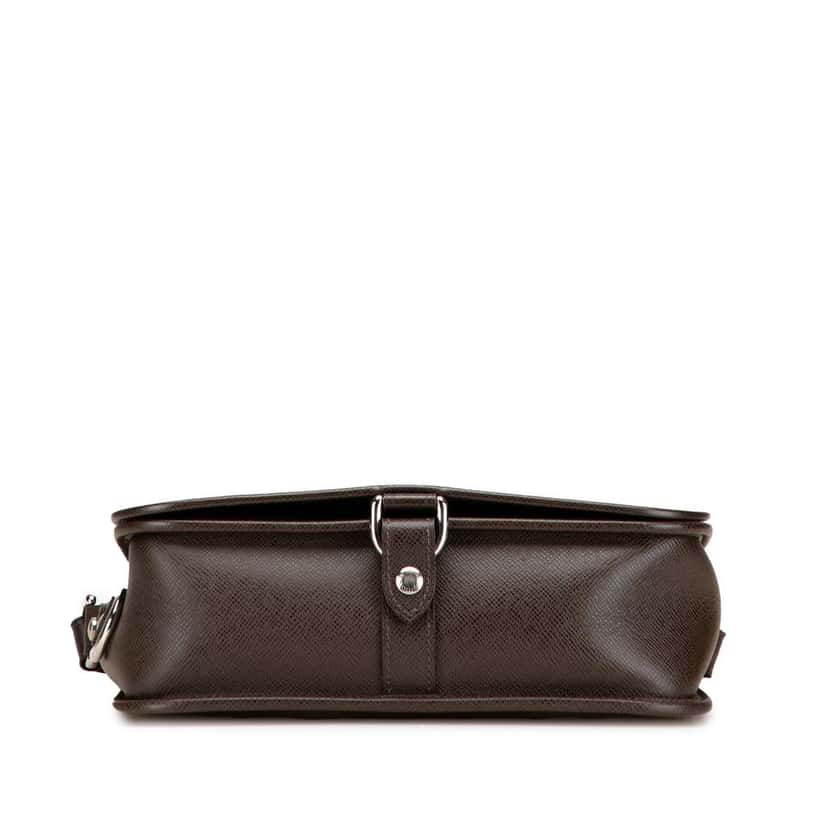 Louis Vuitton Taiga Andrei Brown Leather Good condition - Inside View
