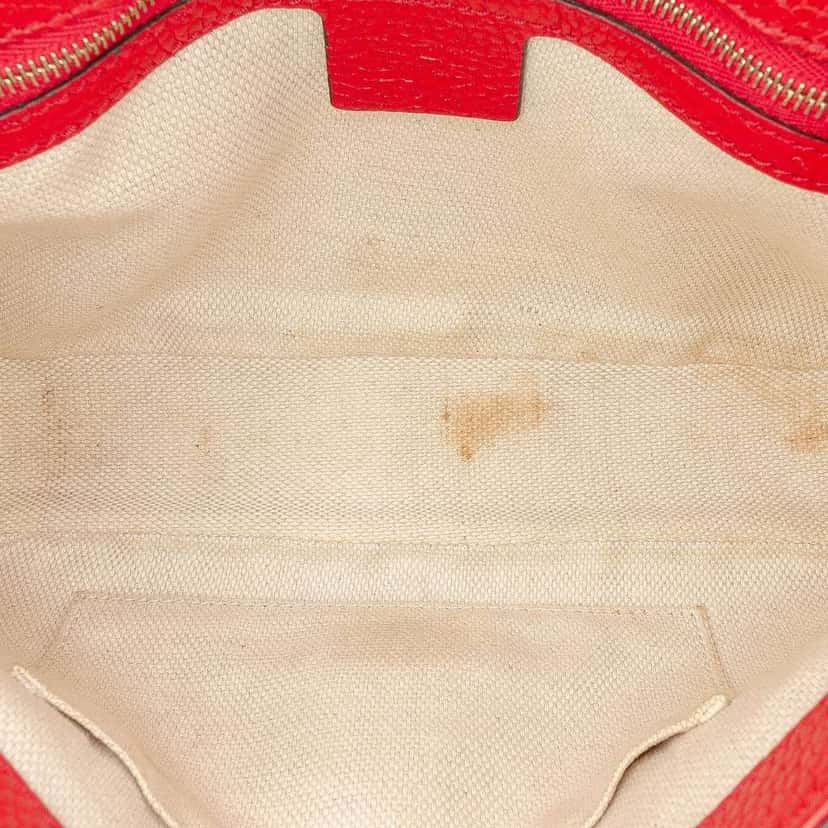 Gucci Medium Leather Soho Chain Flap Crossbody Red Leather Good condition - Model View