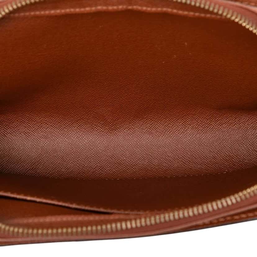 Louis Vuitton Monogram Orsay Brown Good condition - Model View
