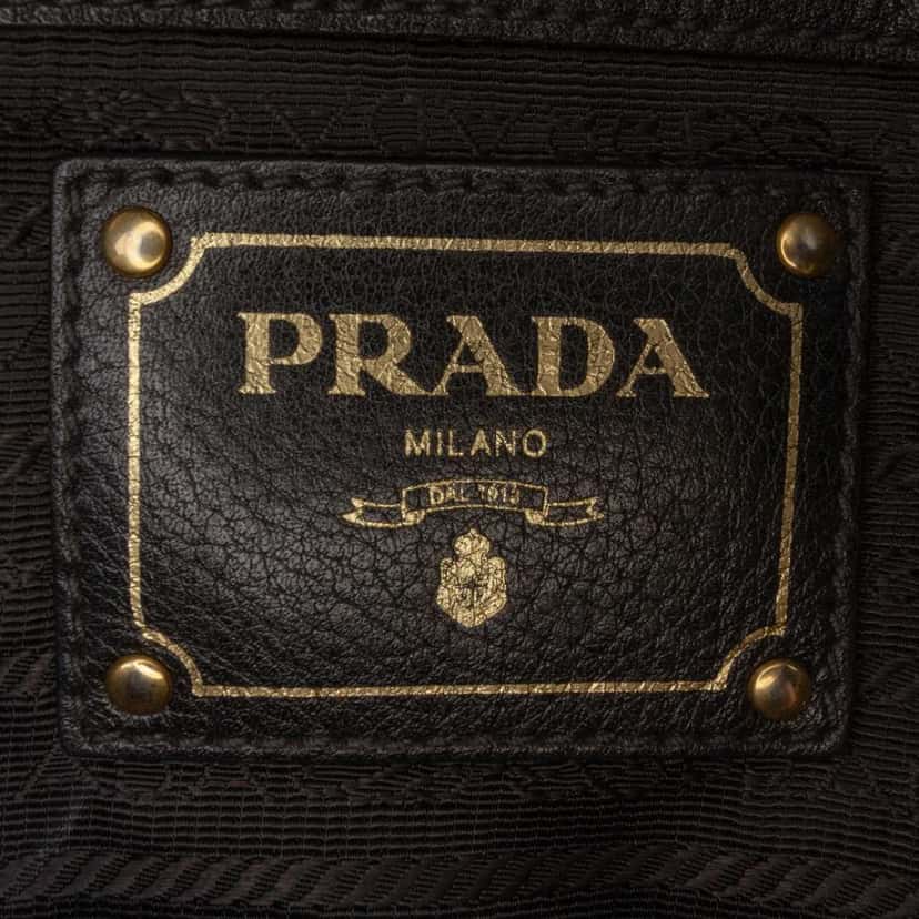 Prada Vitello Daino Open Convertible Tote Black Leather Good condition - Box View