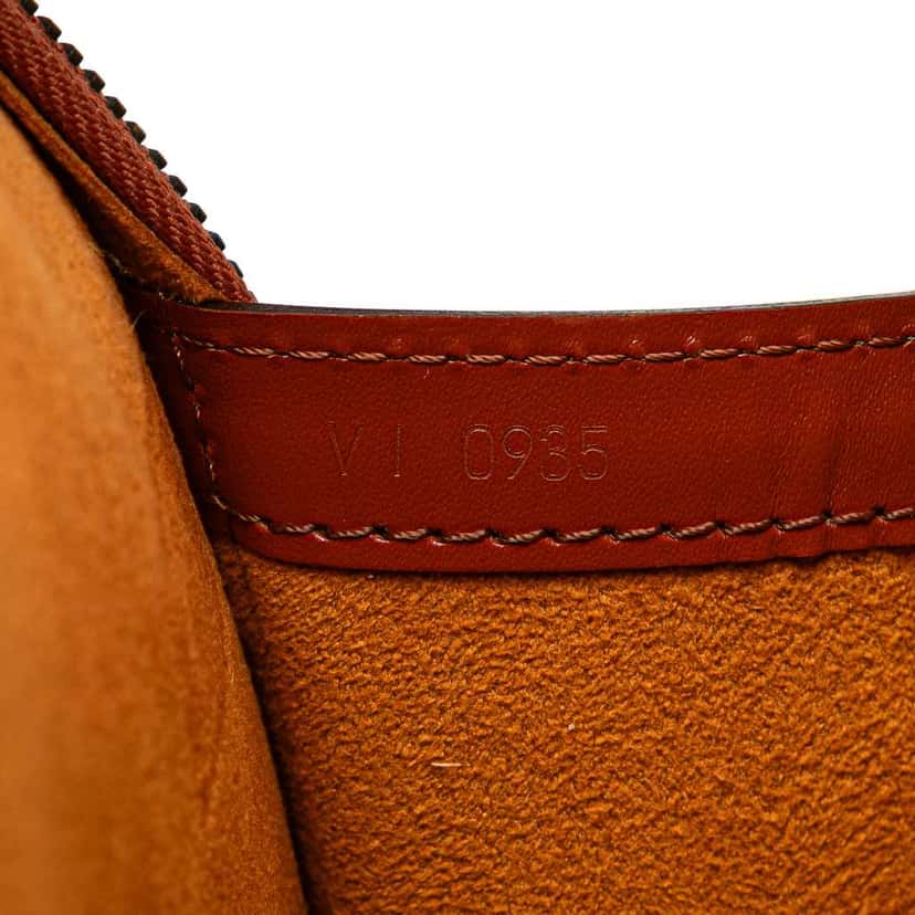 Louis Vuitton Epi Lussac Brown Leather Good condition - Box View