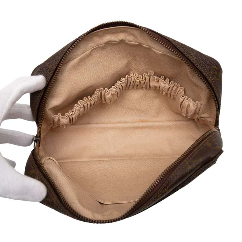 Louis Vuitton Monogram Trousse Toilette 23 Brown Good condition - Model View