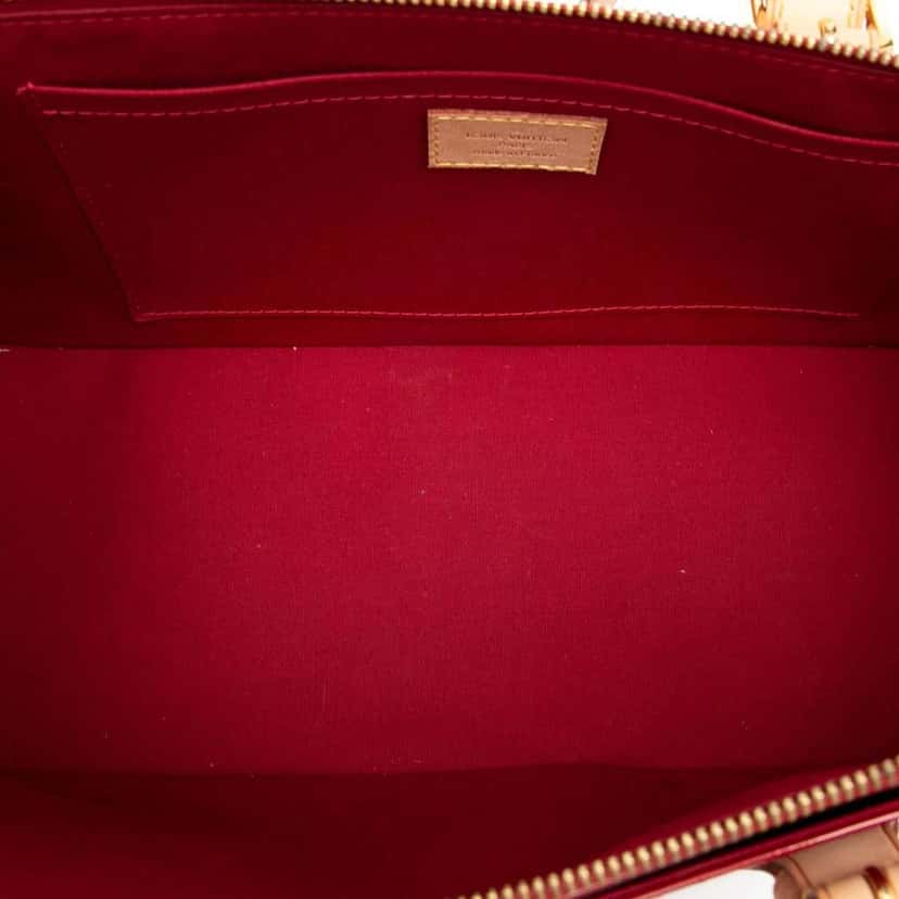 Louis Vuitton Monogram Vernis Rosewood Avenue Red Leather Good condition - Model View