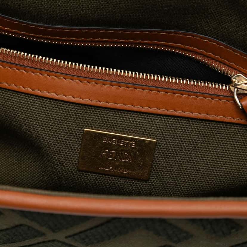 Fendi Zucca Embroidered Canvas Baguette Satchel Green Canvas Good condition - Box View