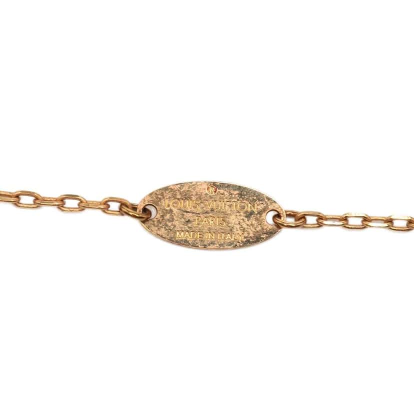 Louis Vuitton Gold Plated Rubber Heart Pendant Necklace Gold Metal Good condition - Box View