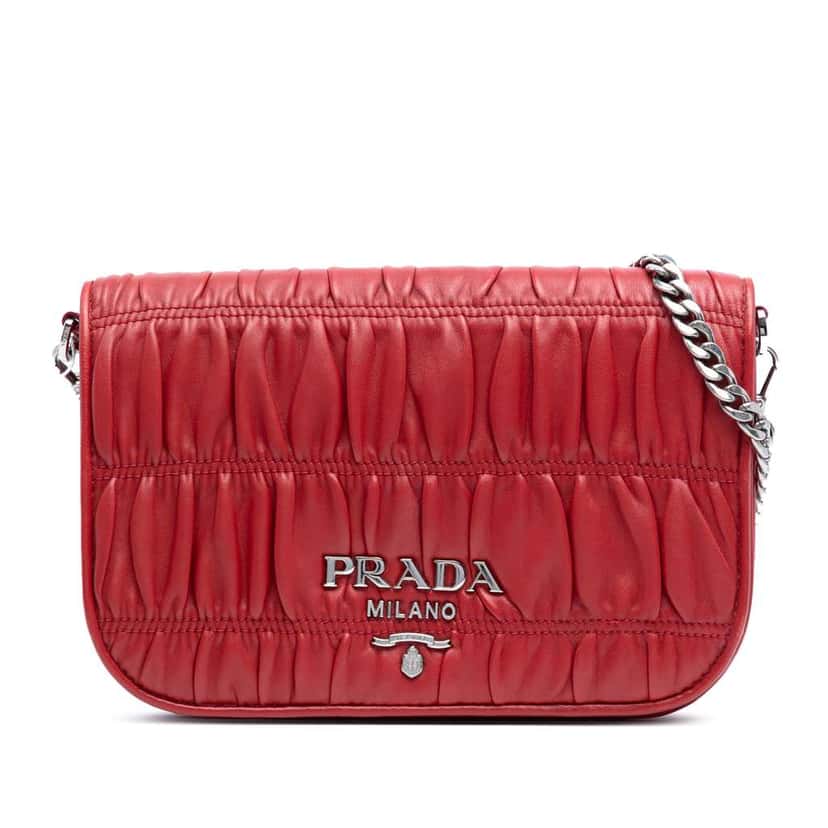 Prada Nappa Gaufre Chain Flap Bag Red Leather Good condition - Front View