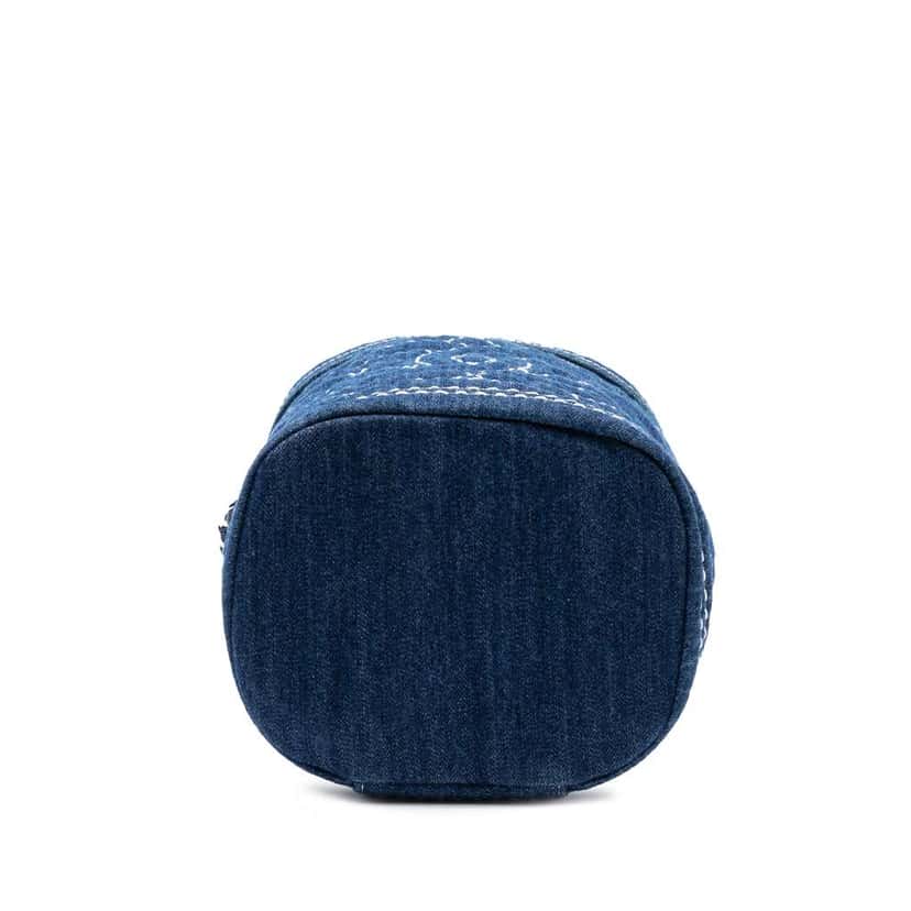Chanel CC Quilted Denim Trip Vanity Case with Chain Blue Denim Very good condition - Inside View