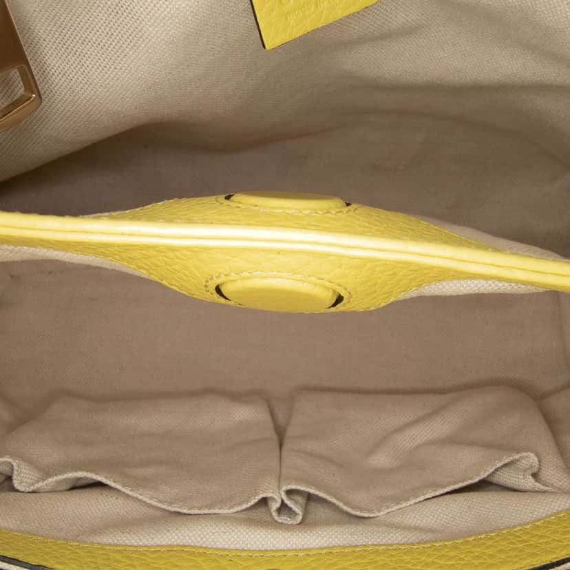 Gucci Small Calfskin Bamboo Shopper Satchel Yellow Leather Good condition - Model View