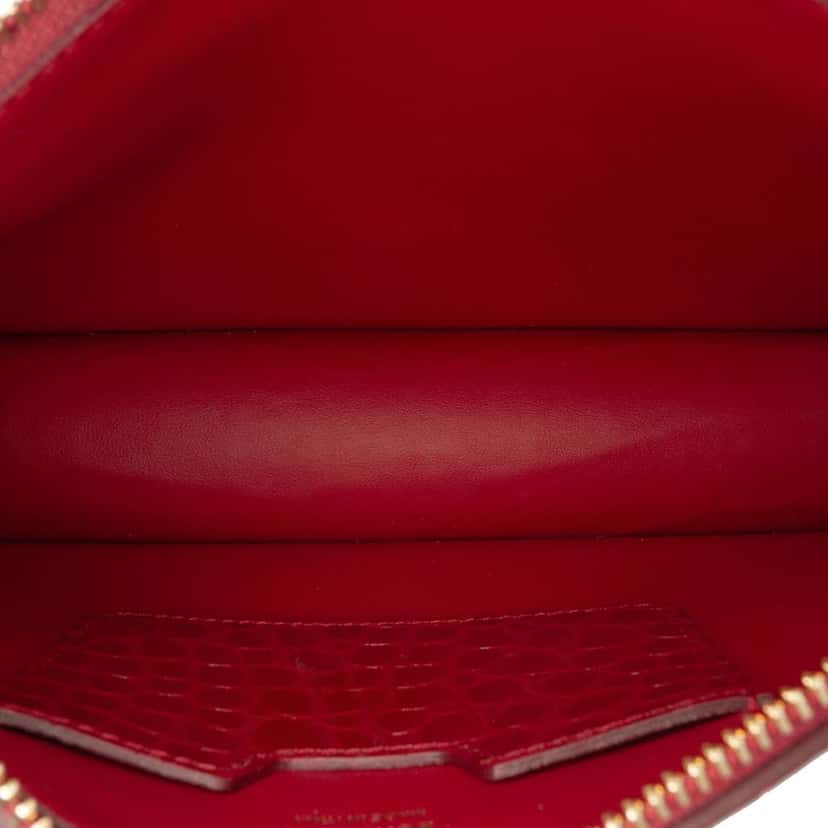 Burberry Small Crocodile Embossed Leather TB Shoulder Bag Red Leather Good condition - Model View