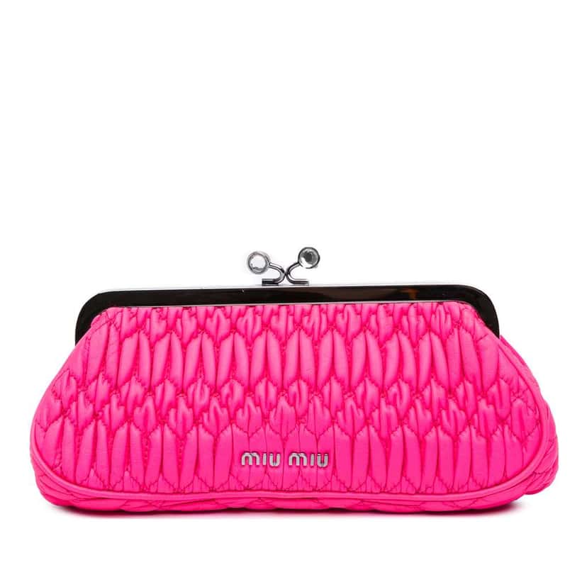 Miu Miu Matelasse Nappa Kiss Lock Frame Clutch Pink Leather Good condition - Front View