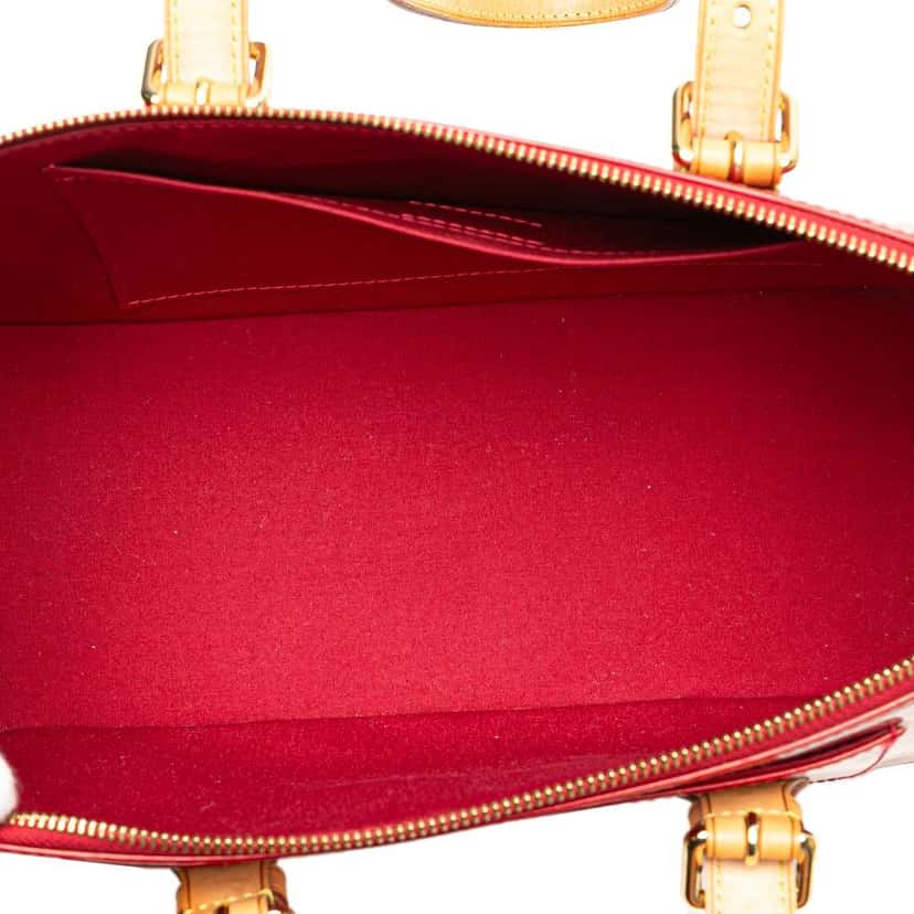 Louis Vuitton Monogram Vernis Rosewood Avenue Red Leather Good condition - Model View
