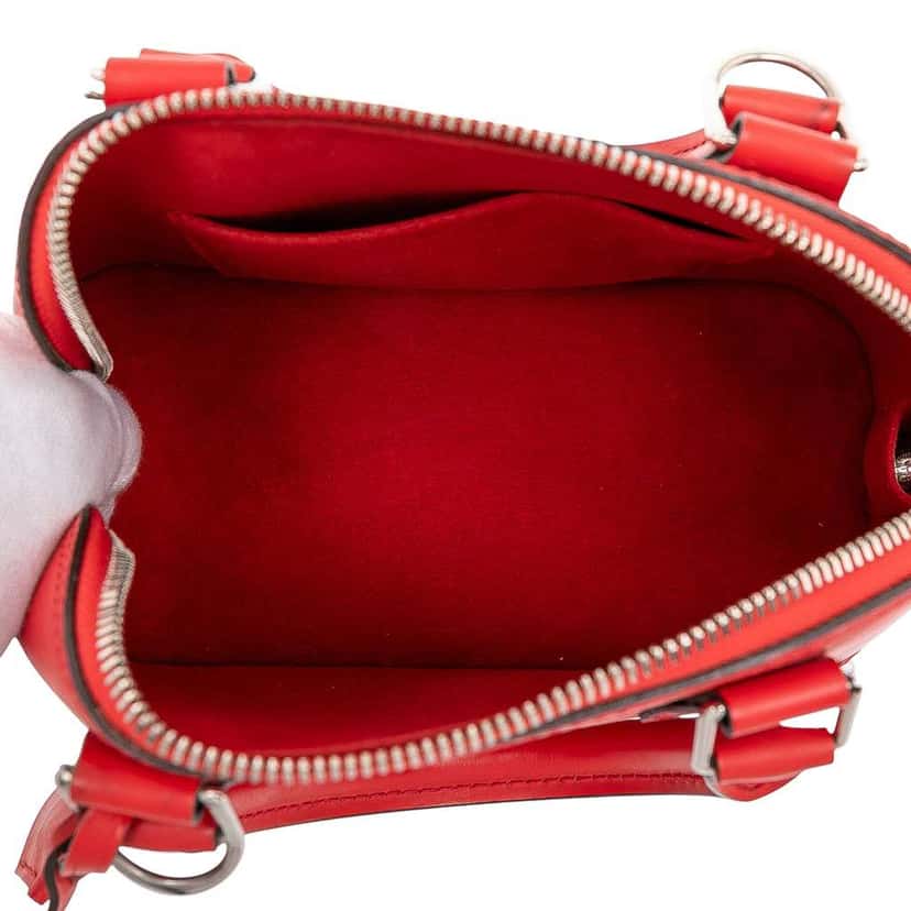 Louis Vuitton Epi Alma BB Red Leather Good condition - Model View